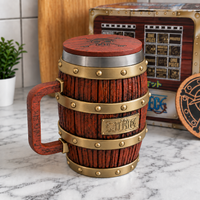One Piece Mug Dorado - vista frontal en cocina